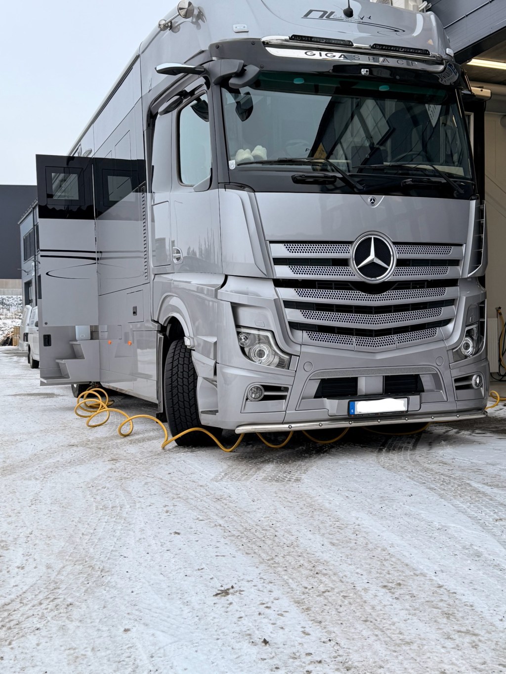 Jakten på den Perfekta Husbilen – Vår Resa Börjar&nbsp;HÄR